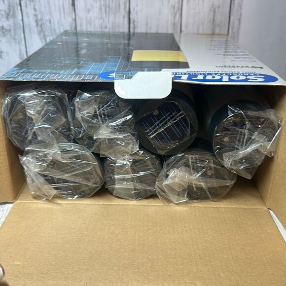 Westinghouse Solar Lights 436018-082 Landscape Lighting 8 Lights No wiring 2006 - Picture 8 of 9